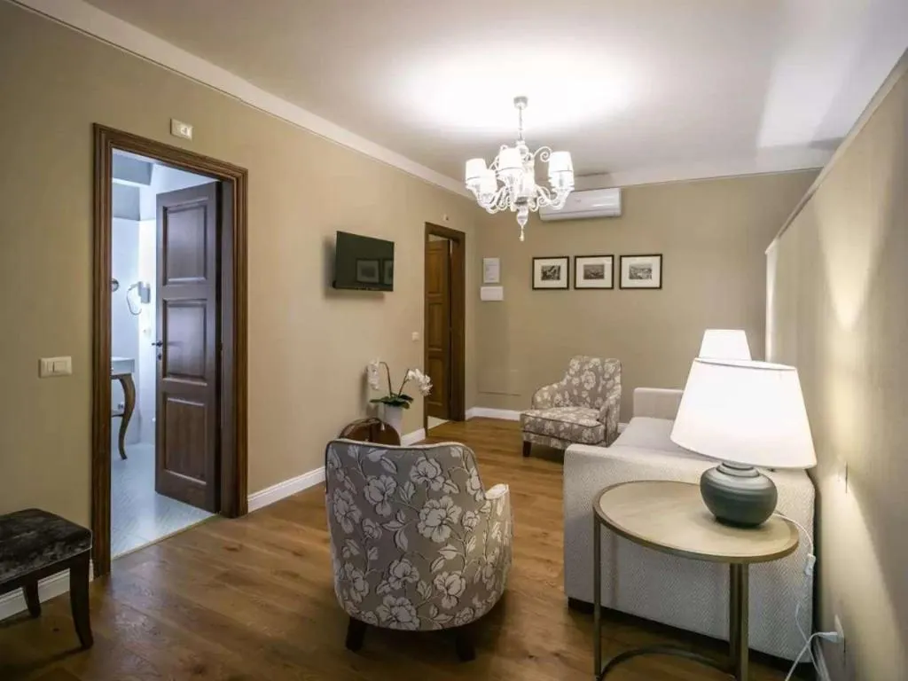 Room, Palazzo Leopoldo Dimora Storica & Spa, Florence