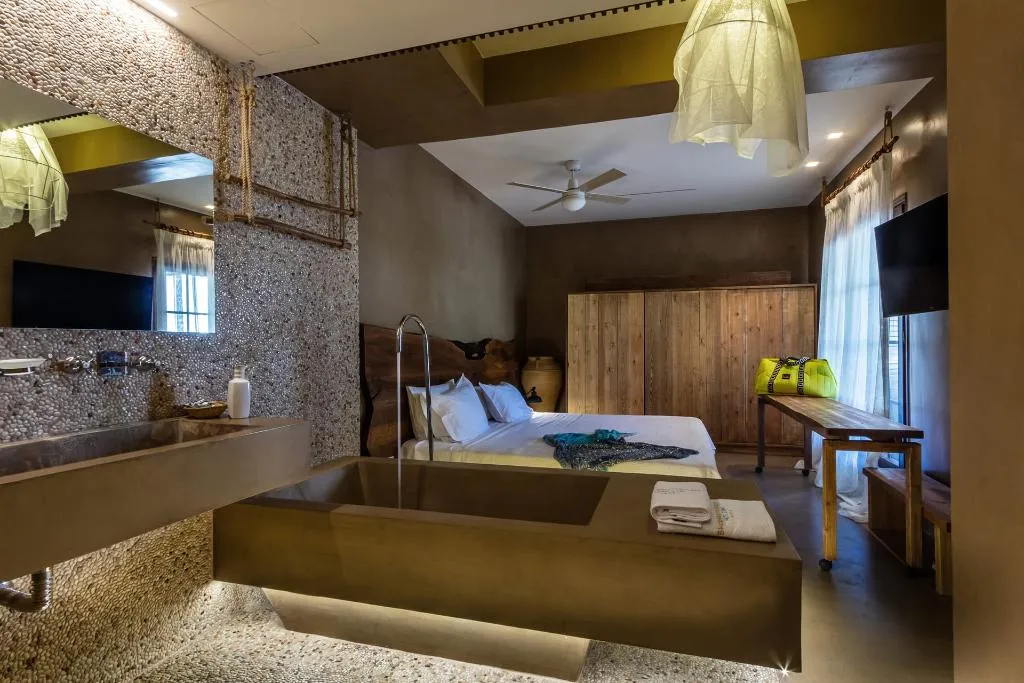 SUITE DELUXE ONE BED Room, Skopelos Holidays Hotel & Spa, Skiathos