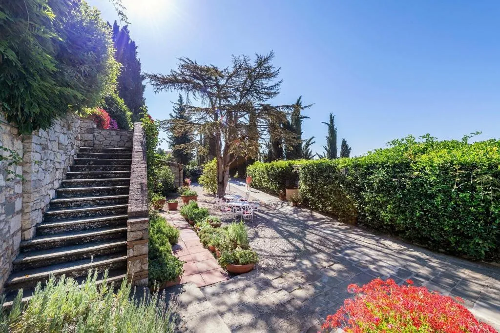 Terrace, Relais Vignale & Spa, Florence