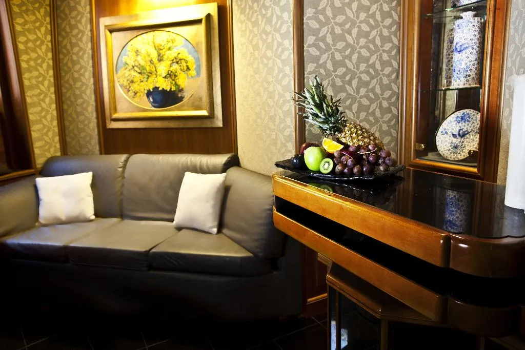 DOUBLE STANDARD Room, Valadier, Rome