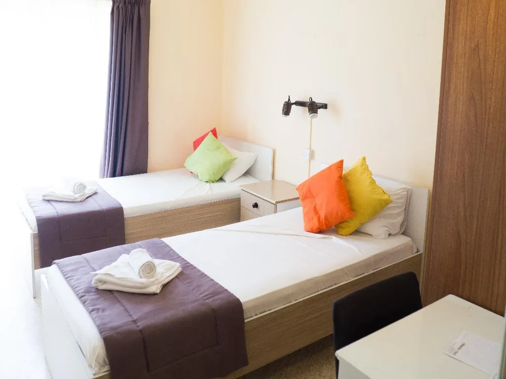 STUDIO CAPACITY 3 Room, Mavina Hotel & Apartments, Malta