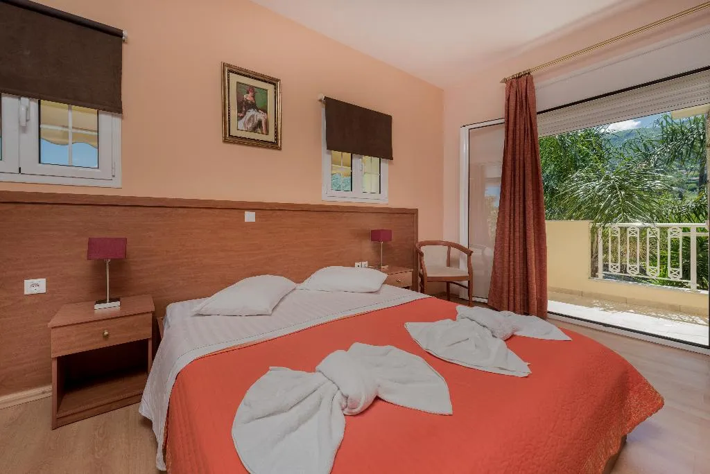 SUITE CAPACITY 5 TWO BEDROOMS Room, Oscar Villa & Studios, Zante