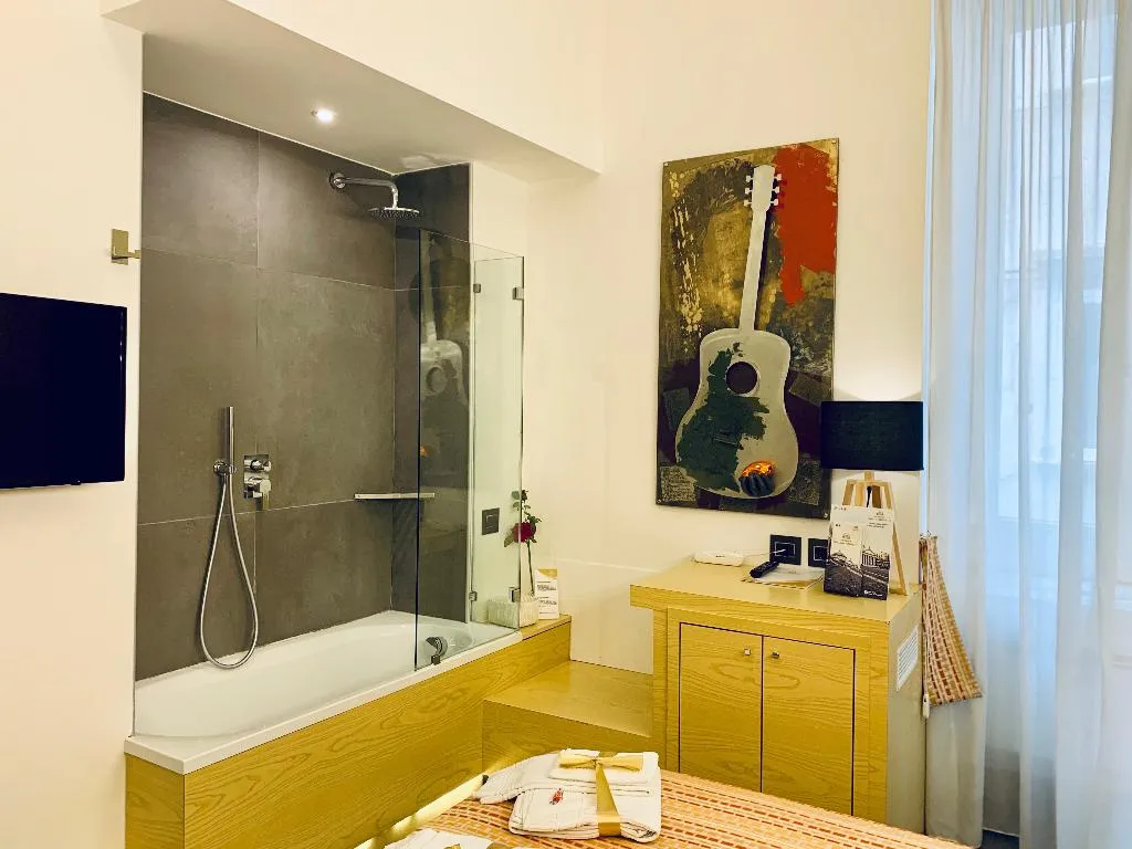 DOUBLE COMFORT Room, Relais Piazza del Plebiscito, Naples