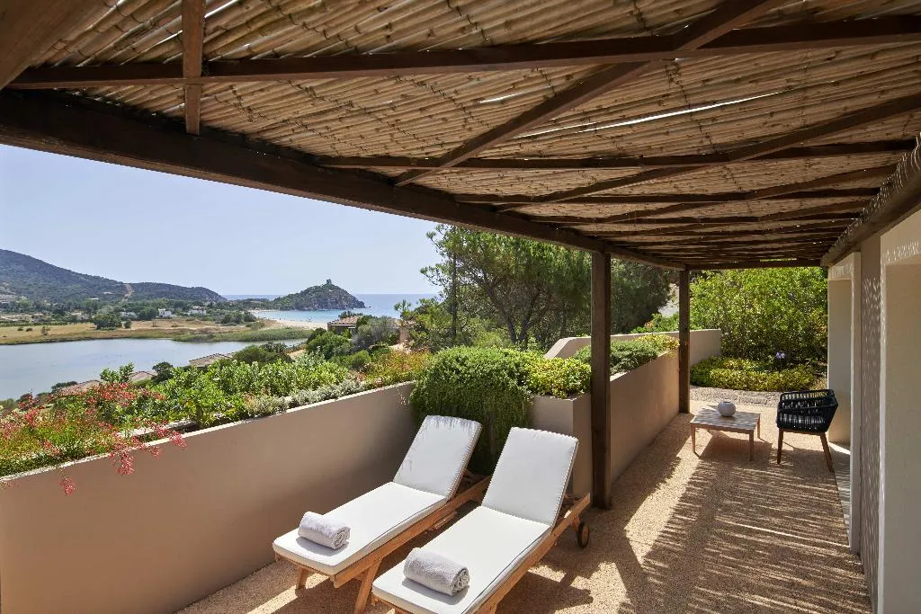 SUITE STANDARD Room, Baia di Chia Resort Sardinia, Curio Collection, Cagliari