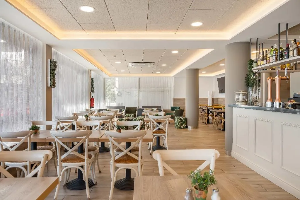 Restaurant, Metropol Hotel, Costa Brava