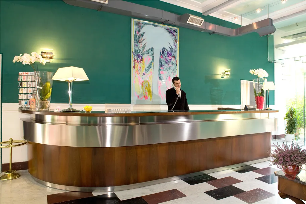 Lobby, Ateneo Garden Palace, Rome