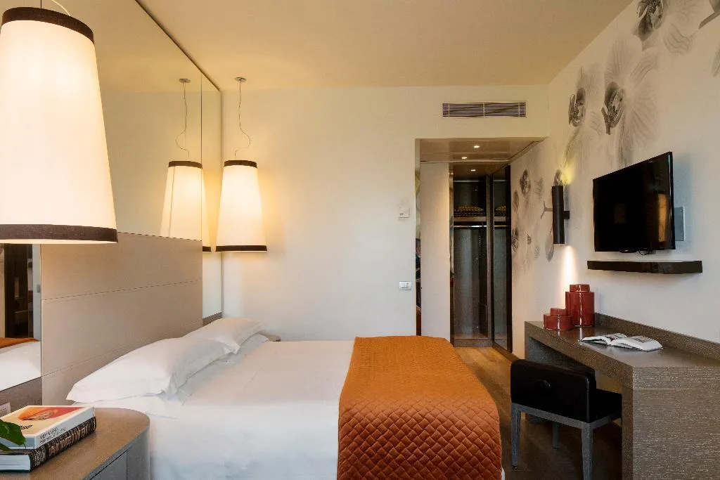 DOUBLE SINGLE USE DELUXE Room, Starhotels E.c.ho. Milano, Milan