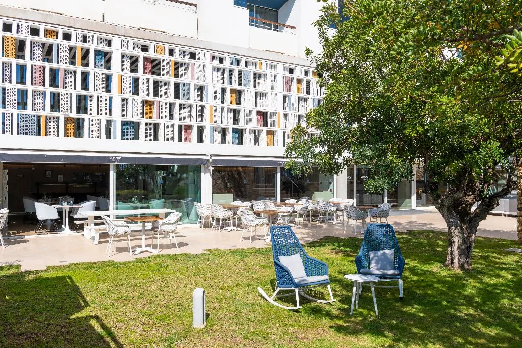 Terrace, Leonardo Boutique Hotel Port Portals - Adults only, Majorca