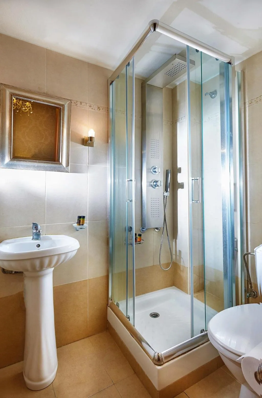 Room, Archontiko - Rethymno Old Town Suites, Crete