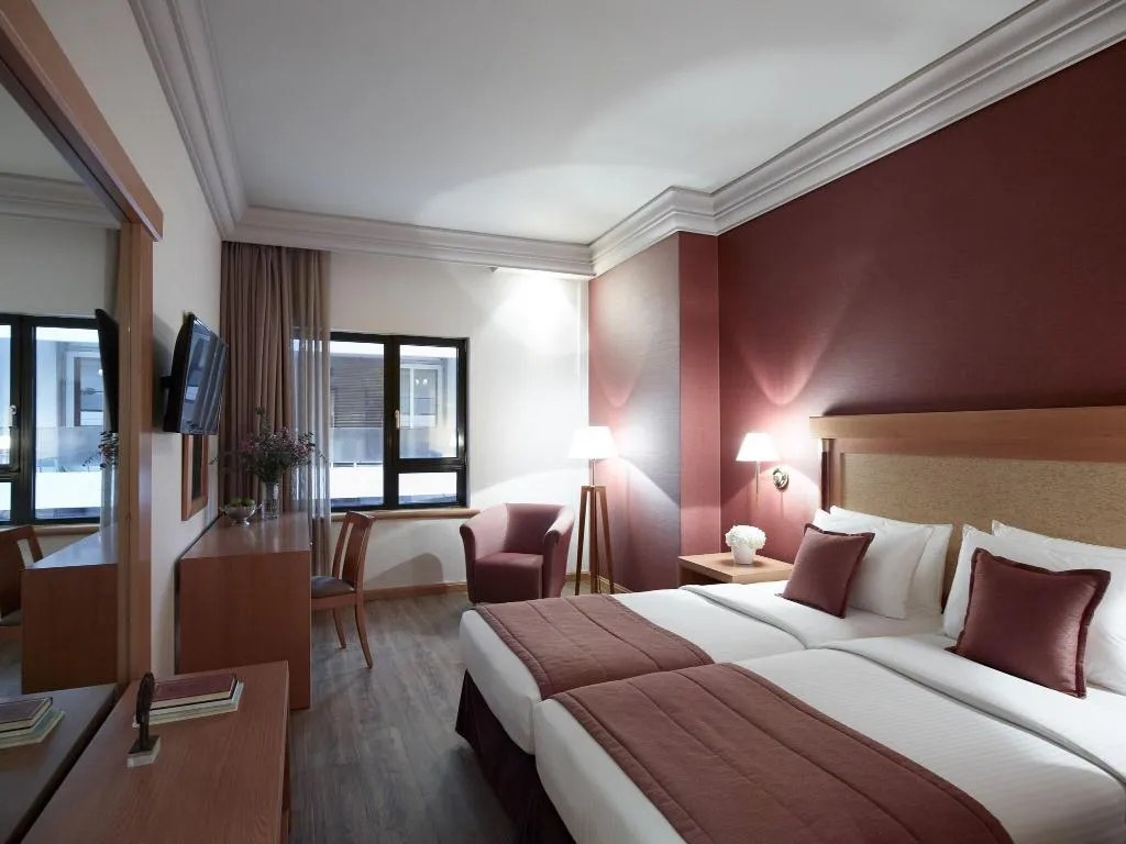 DOUBLE CLASSIC QUEEN BED Room, Athens Zafolia Hotel, Athens