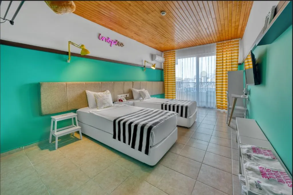 TRIPLE ONE BED Room, Anjeliq Downtown Hotel, Antalya