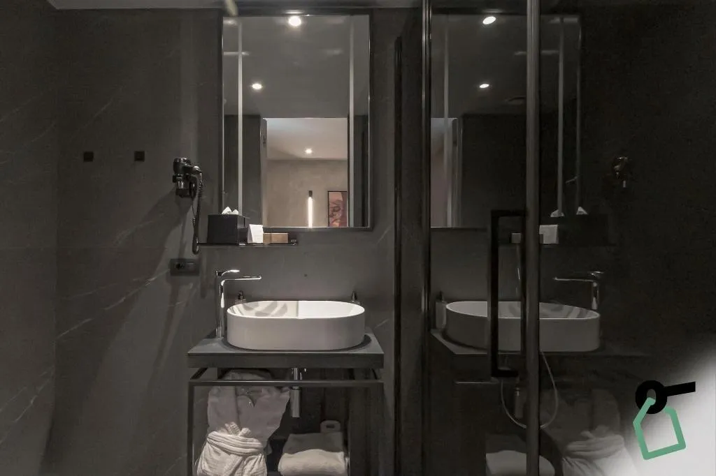 Room, Hotiday Room Collection – Milano Cinque Giornate, Milan
