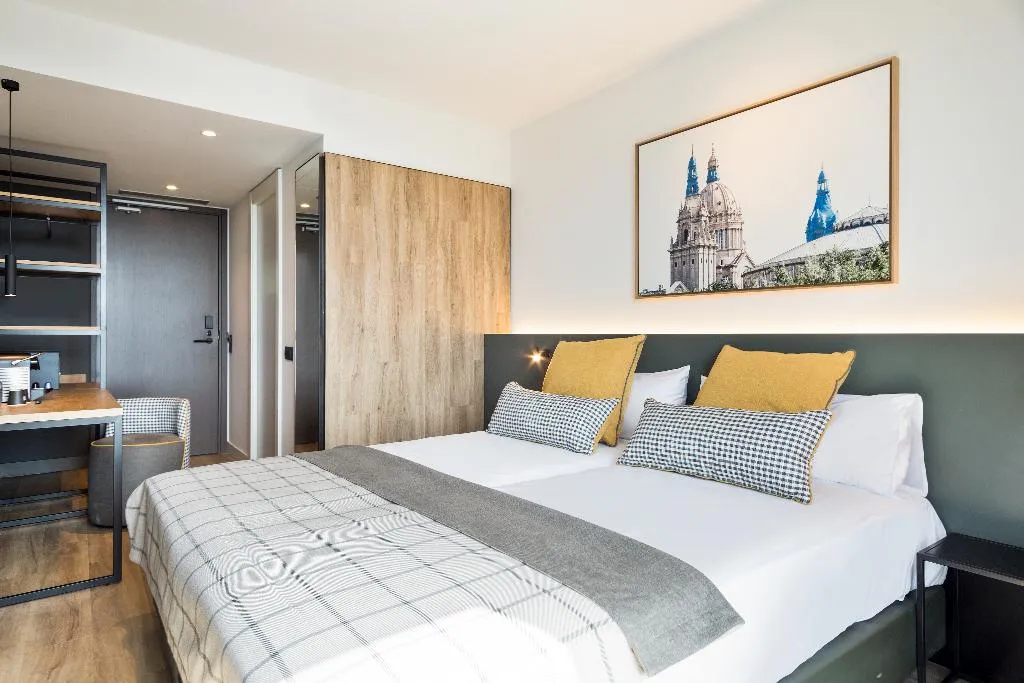 Double or Twin SUPERIOR WITH VIEWS Room, Hotel Acta Voraport, Barcelona
