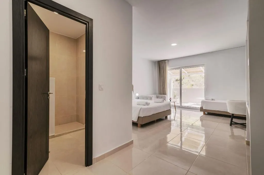 Room, Bamboo Suites, Rhodes