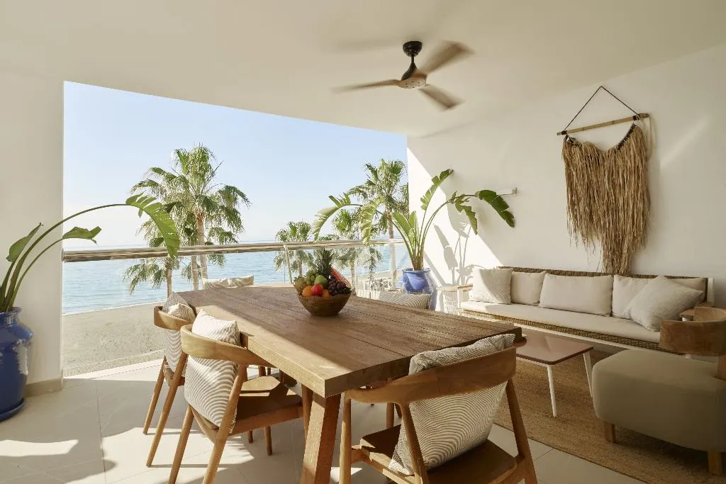 SUITE WITH PRIVATE POOL Room, METT Marbella – Estepona, Costa Del Sol