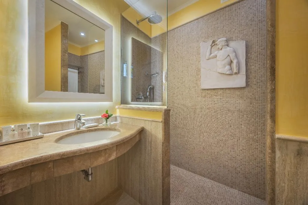 DOUBLE SUPERIOR Room, Forum, Rome