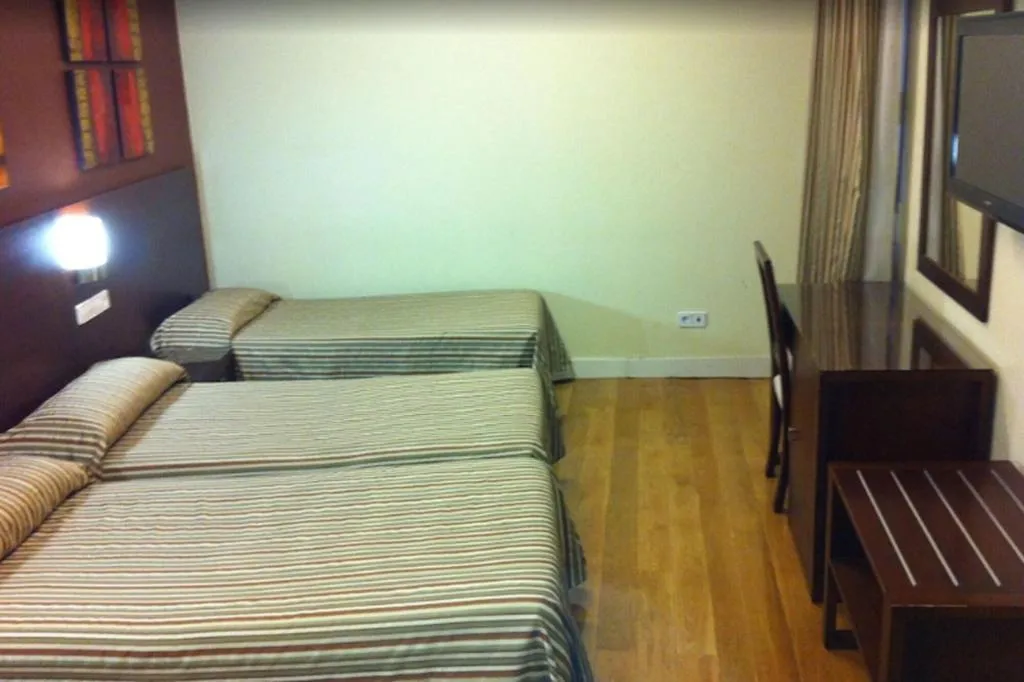 Room, Hostal Abadía Madrid, Madrid