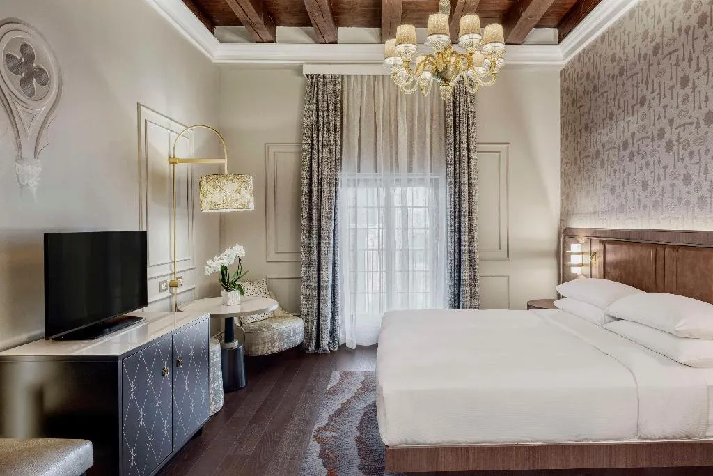 DOUBLE EXECUTIVE Room, Hilton Molino Stucky Venice, Venice