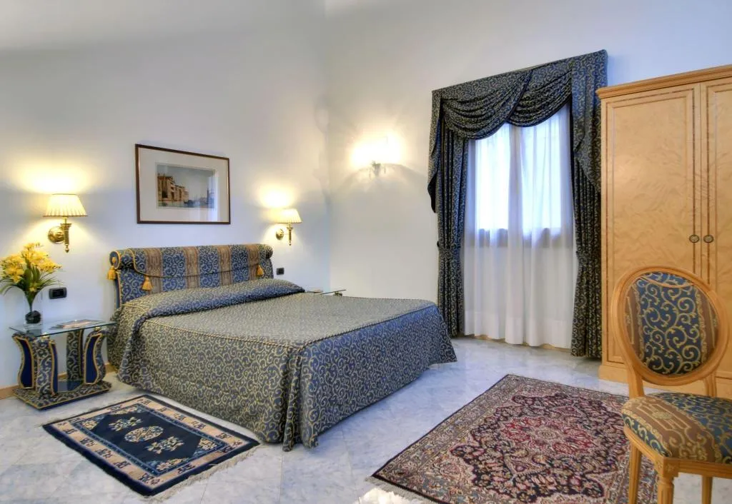 Room, Ca Bauta, Venice