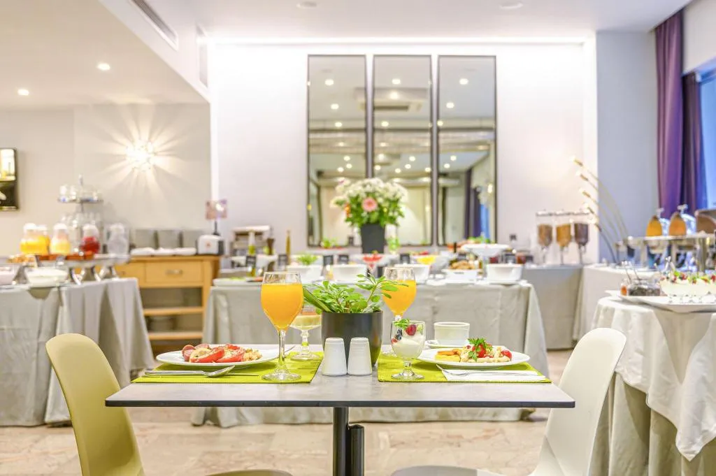 Restaurant, Polis Grand Hotel, Athens