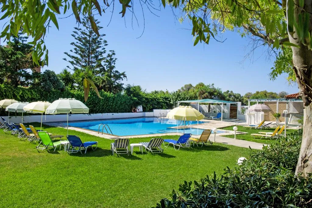 Pool, Prince Of Lillies, Crete