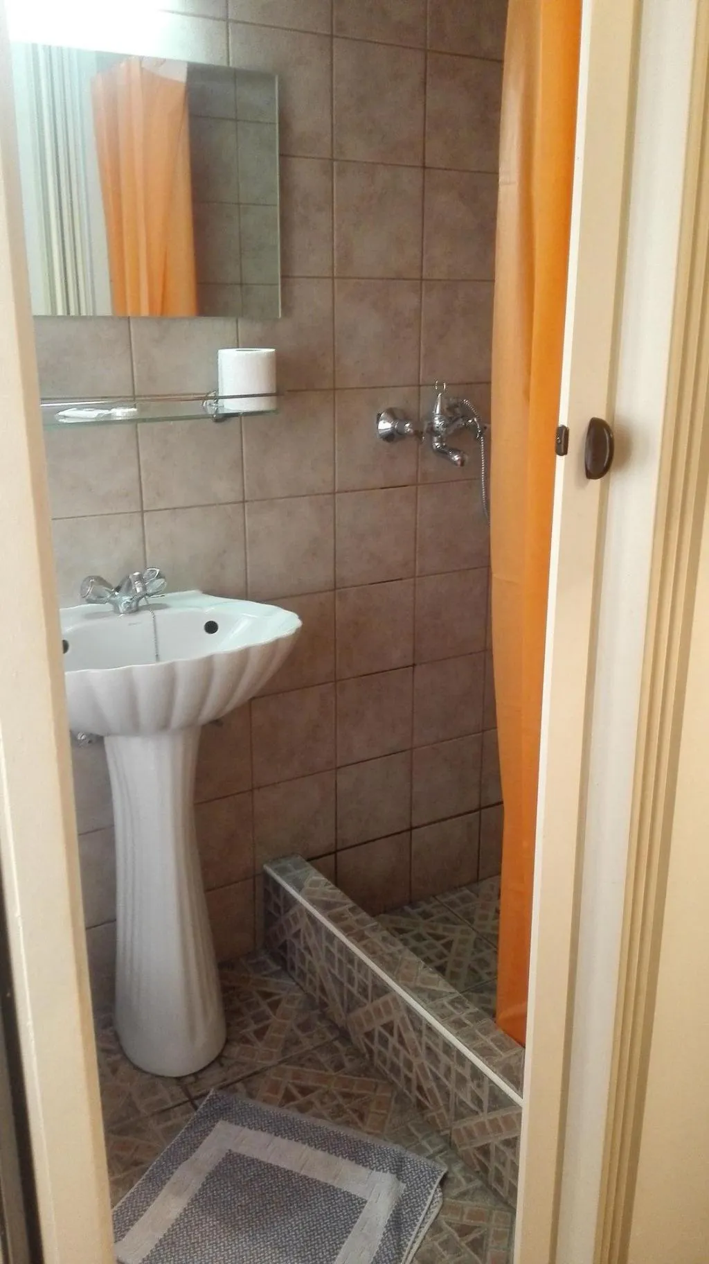 SINGLE STANDARD Room, Hotel Ionion, Athens