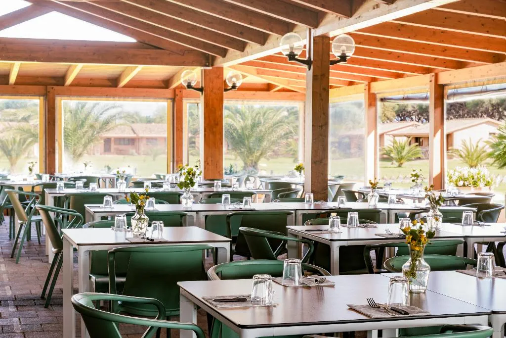 Restaurant, Gitavillage California, Rome