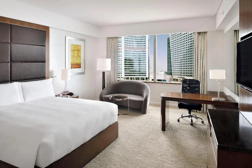 DOUBLE KING SIZE BED Room, Crowne Plaza Dubai Festival City, Dubai