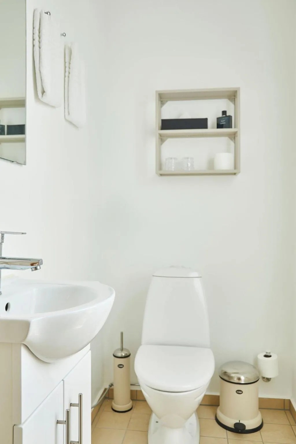 TWIN STANDARD Room, Sct Thomas, Copenhagen