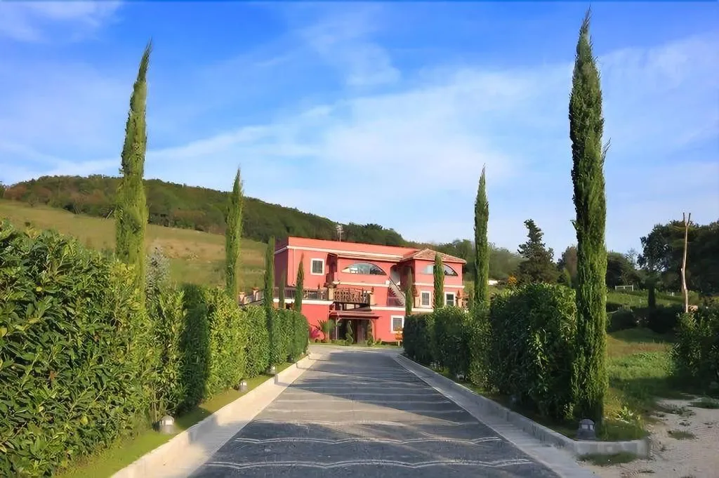 General view, Agriturismo San Martino, Naples