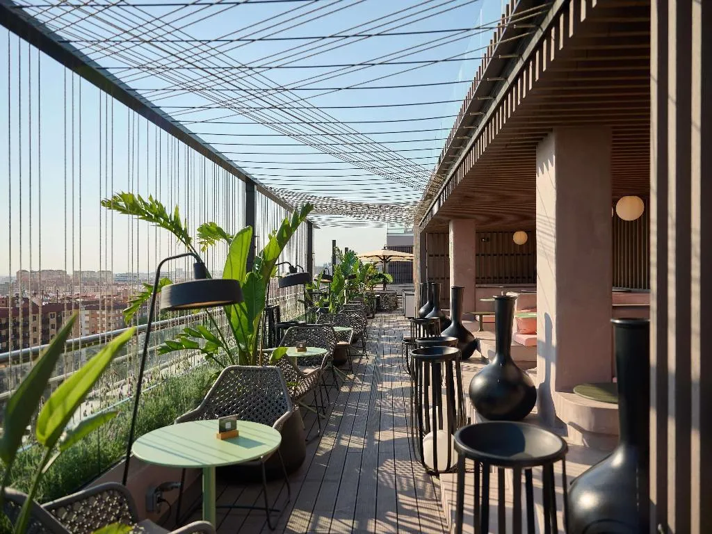 Bar, Novotel Valencia Lavant, Valencia
