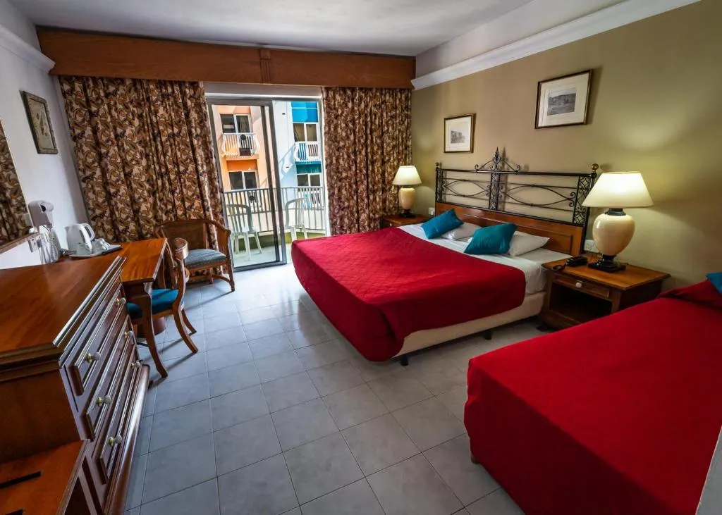TRIPLE STANDARD Room, Topaz Hotel, Malta