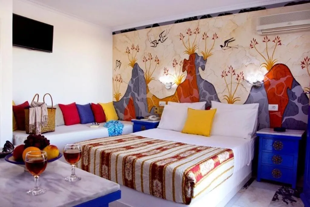 Room, Blacksandy Beach Hotel, Santorini