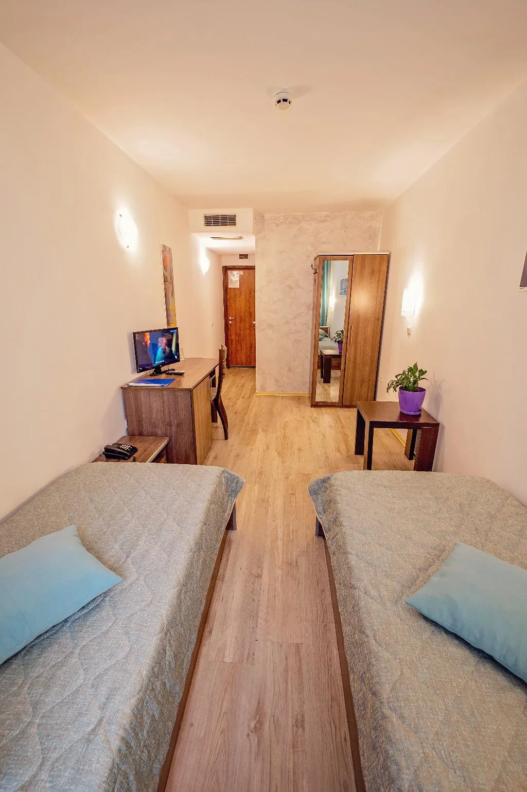 TWIN ECONOMY Room, Gran Ivan, Varna