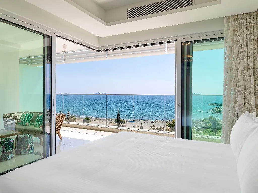APARTMENT LUXURY Room, The Tower at St Raphael Resort, Cyprus