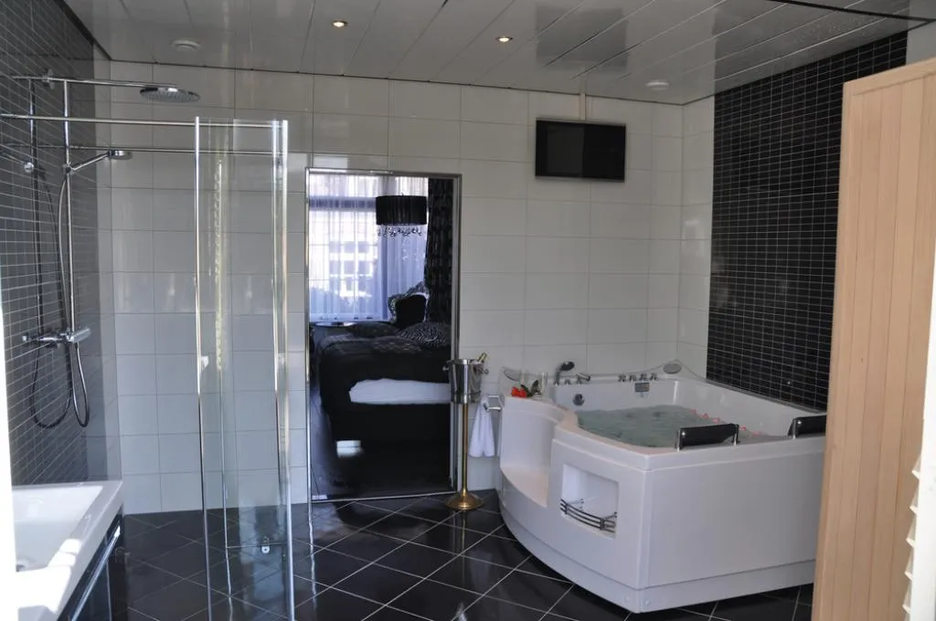 JUNIOR SUITE STANDARD Room, Fletcher Hotel-Restaurant Marijke, Amsterdam