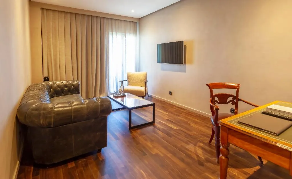 DOUBLE DUPLEX SUPERIOR Room, Hotel Villa Real, Madrid