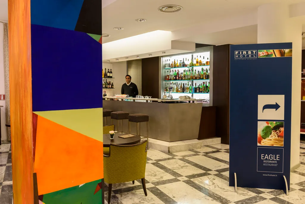 Bar, First Hotel Malpensa, Milan