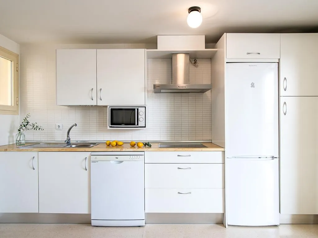 APARTMENT CAPACITY 4 ONE BEDROOM Room, Pierre & Vacances Sevilla, Seville