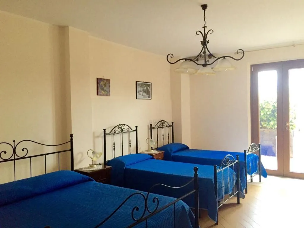 QUADRUPLE STANDARD Room, Etna Royal View, Catania
