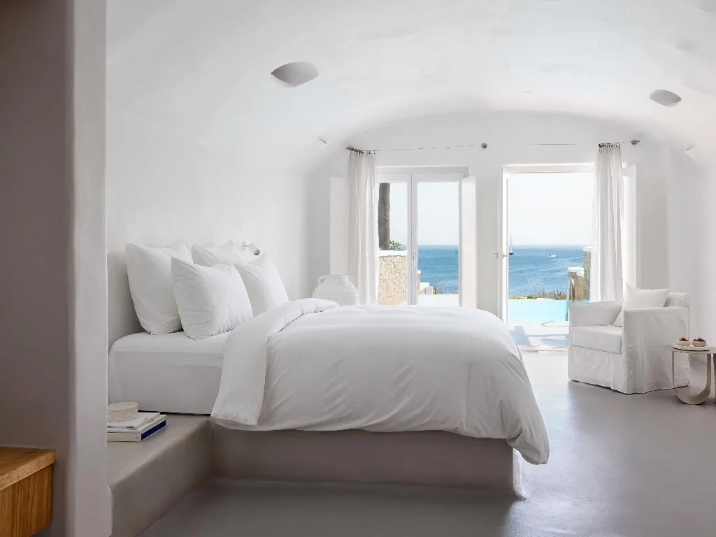 SUITE WITH PRIVATE POOL Room, Mykonos Blu, A Resort to Live, Mykonos
