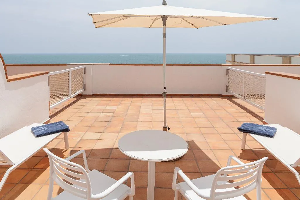 Room, Duque de Najera, Costa De La Luz