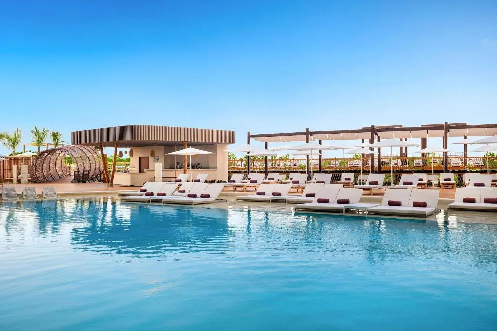 Sports and Entertainment, Hyatt Vivid Grand Island, Cancun Area