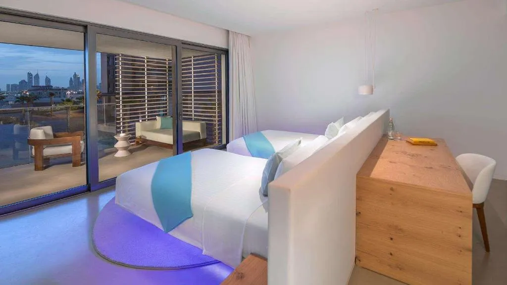 TWIN WITH VIEWS Room, Nikki Beach Resort & Spa Dubai, Dubai