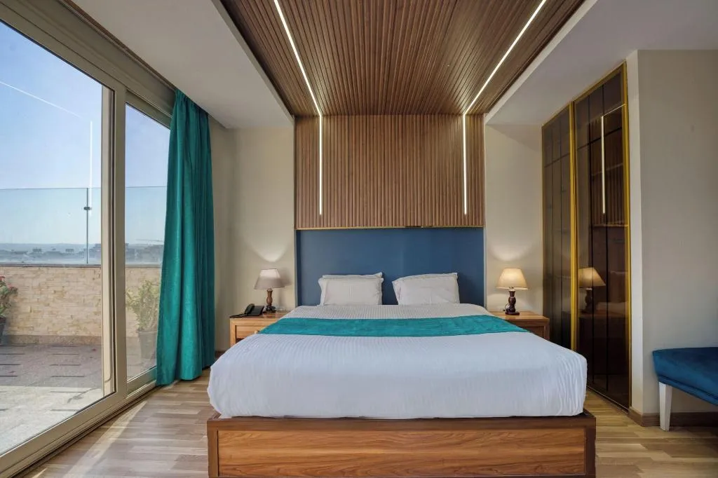 Room, Pyramids Yard Hotel, Cairo