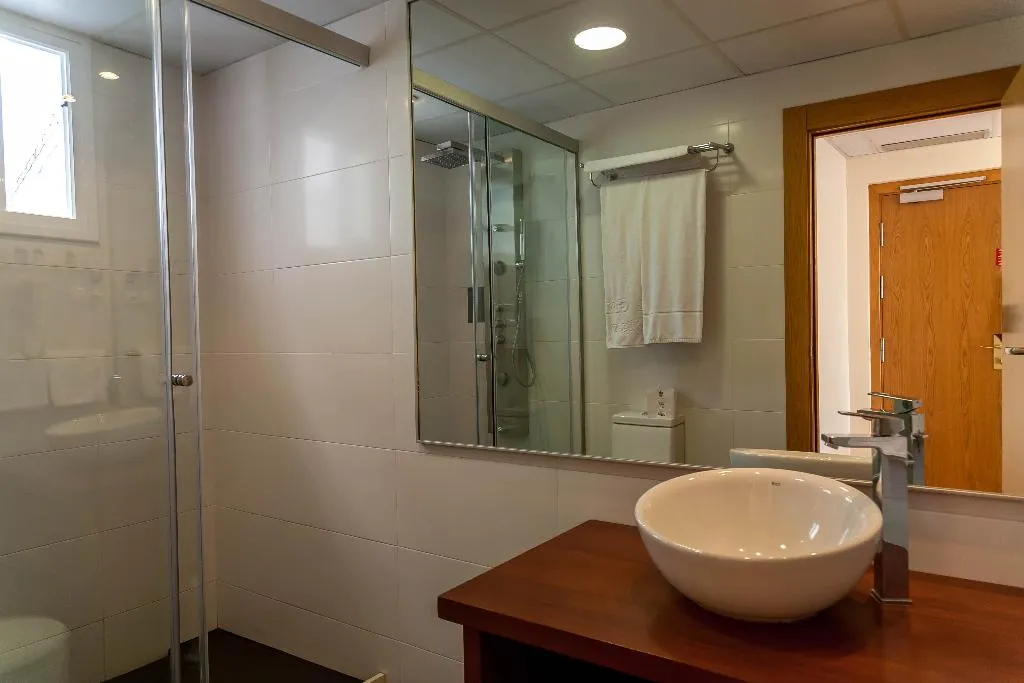 Double or Twin WITH BALCONY Room, Galeon, Costa Brava