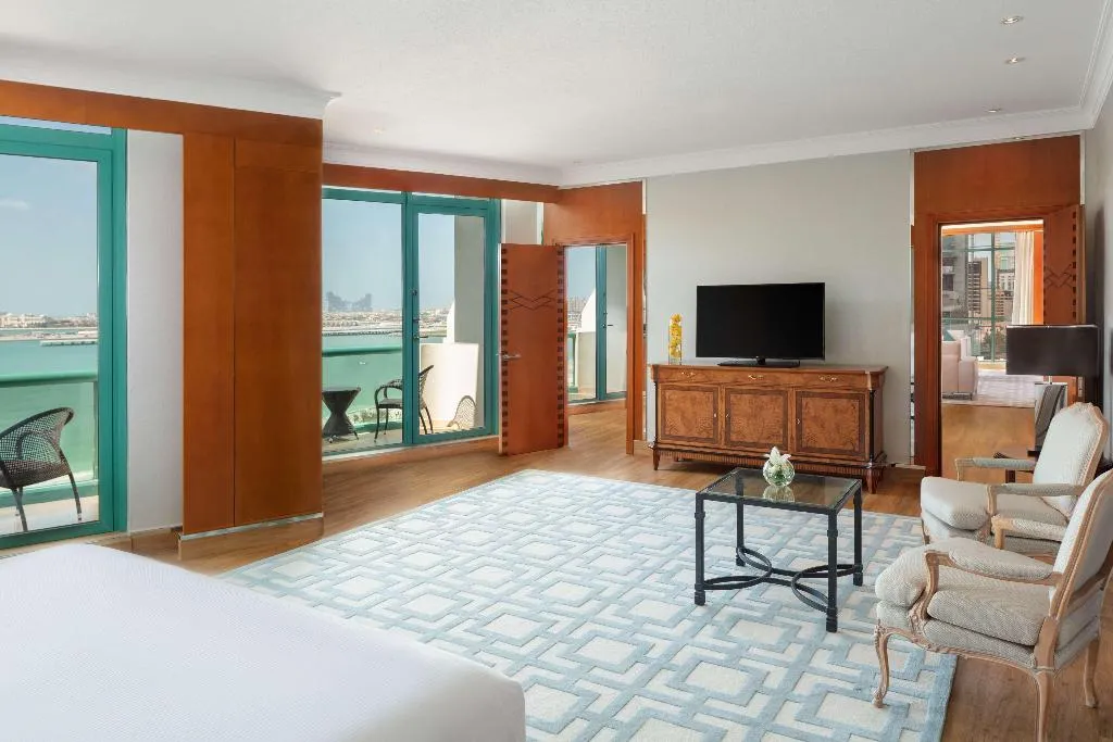 SUITE SEA VIEW Room, Hilton Dubai Jumeirah, Dubai