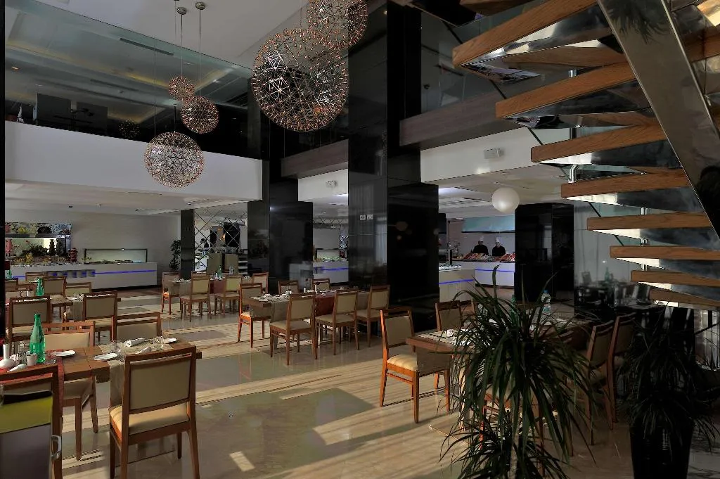 Restaurant, Royal Tulip City Center, Tangier