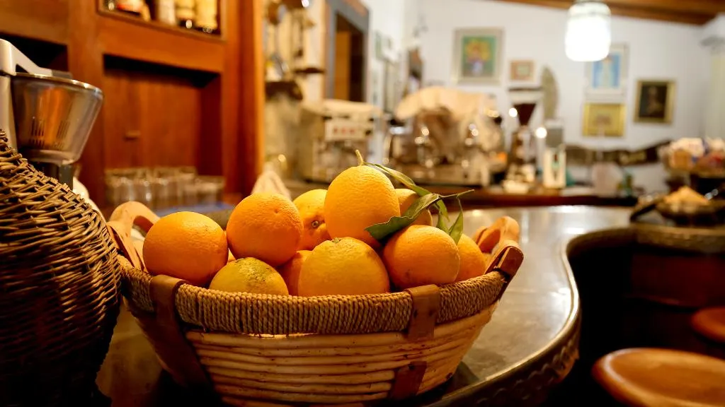 Bar, Villa dei Papiri, Catania