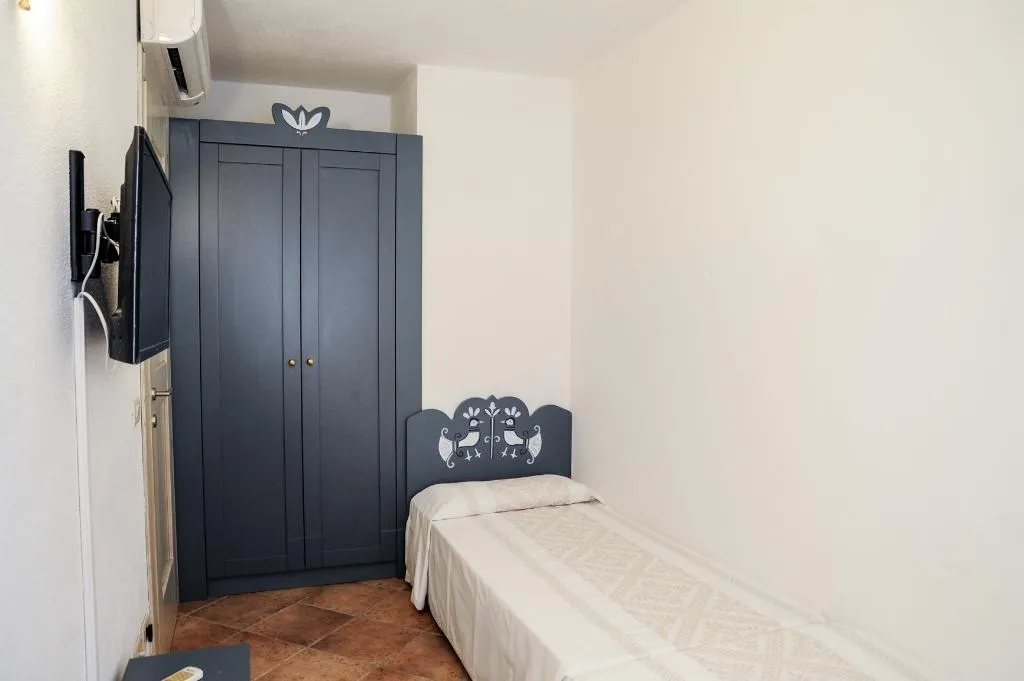 APARTMENT CAPACITY 5 Room, Elite Smeralda Room, Olbia
